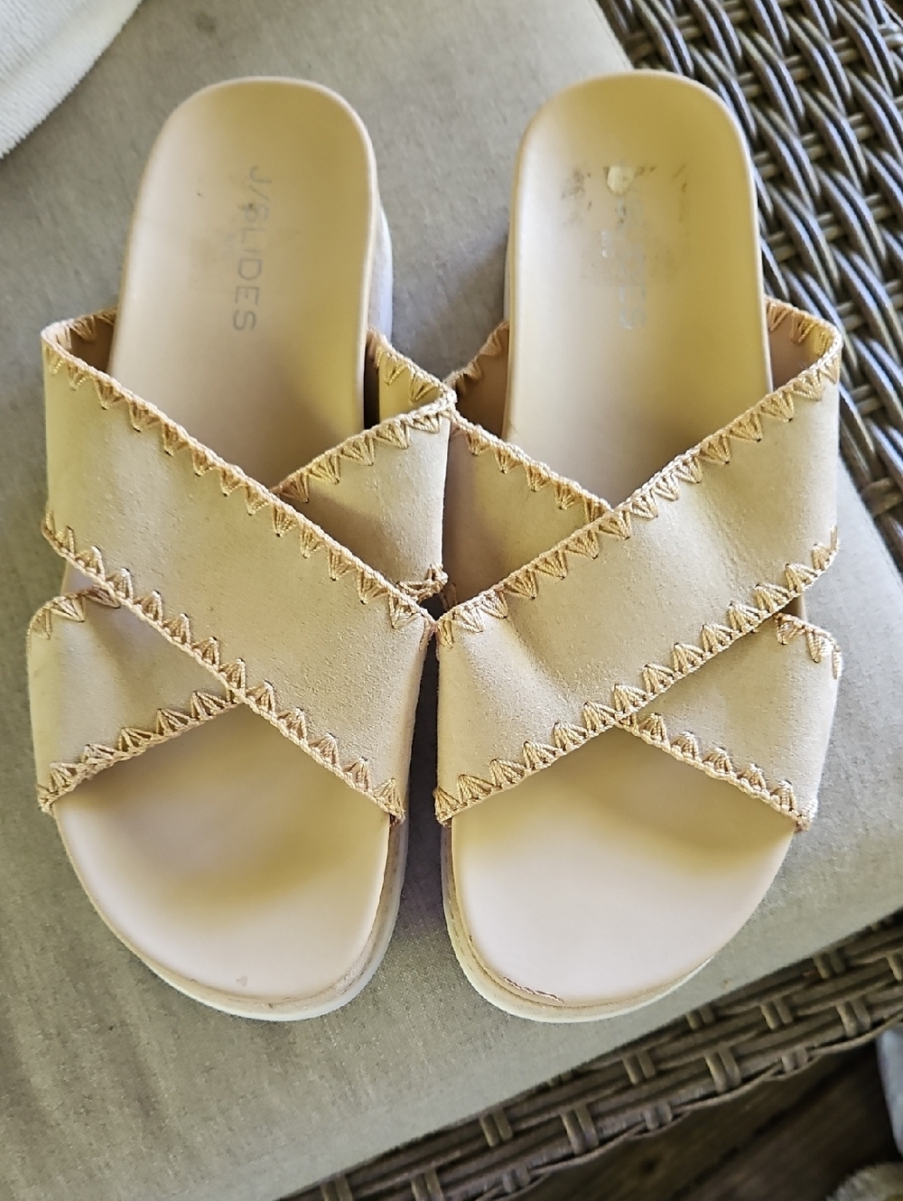 J/SLIDES Tan Crisscross Slide Sandals with Zigzag Stitching 10